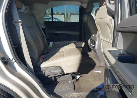 2018 Ford Expedition Xlt from USA, damaged, VIN 1FMJU1HT9JEA00799